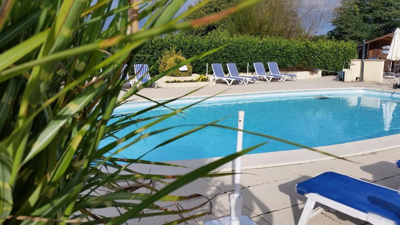 Frontenaud Le Venay B&B 외부 사진