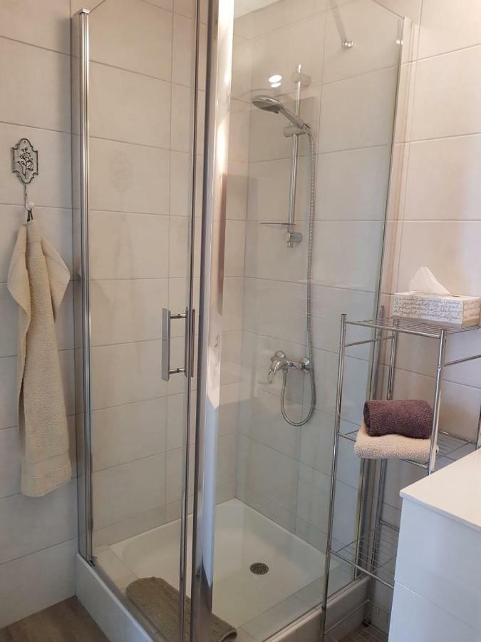 Frontenaud Le Venay B&B 외부 사진